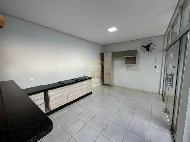 Casa 3 quartos e 3 banheiros, à venda, no bairro Santa Terezinha em Nova Mutum
