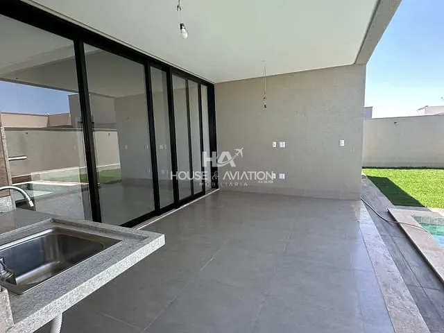 Casa com 406m² 4 quartos e 6 banheiros, à venda, no bairro Portal do Sol Green em Goiânia