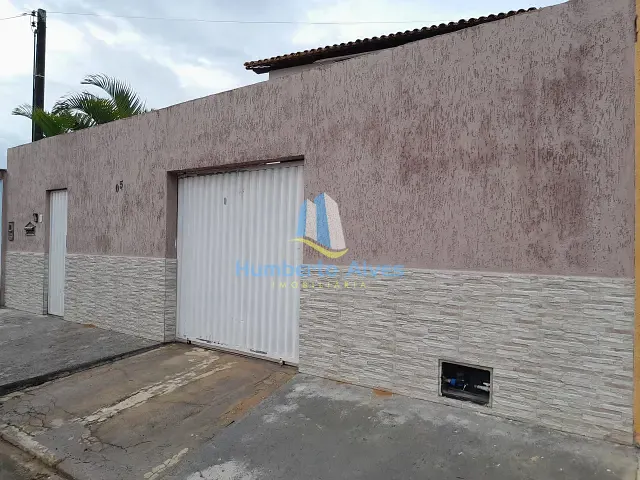 Casa 3 quartos e 2 banheiros, para alugar, no bairro Felícia em Vitória da Conquista