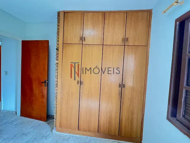 Casa com 1600m² 3 quartos e 2 banheiros, à venda, no bairro Vale do Atibaia I em Piracaia