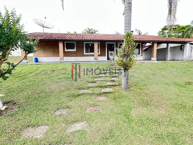 Casa com 1600m² 3 quartos e 2 banheiros, à venda, no bairro Vale do Atibaia I em Piracaia