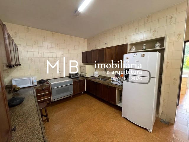 Casa com 357m² 4 quartos e 3 banheiros, à venda, no bairro COLINAS em CATAGUASES