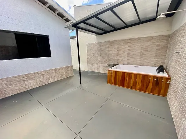 Casa com 200m² 3 quartos e 2 banheiros, à venda, no bairro Jardim Maria Luiza em Botucatu