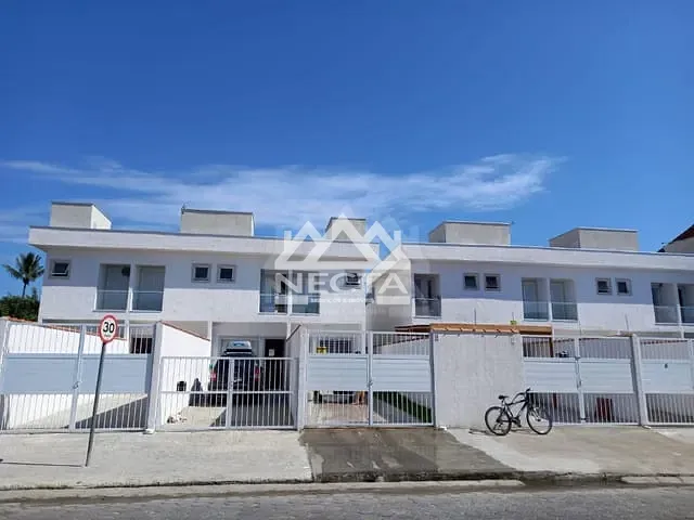 Casa com 76m² 2 quartos e 2 banheiros, para alugar, no bairro Pontal de Santa Marina em Caraguatatuba