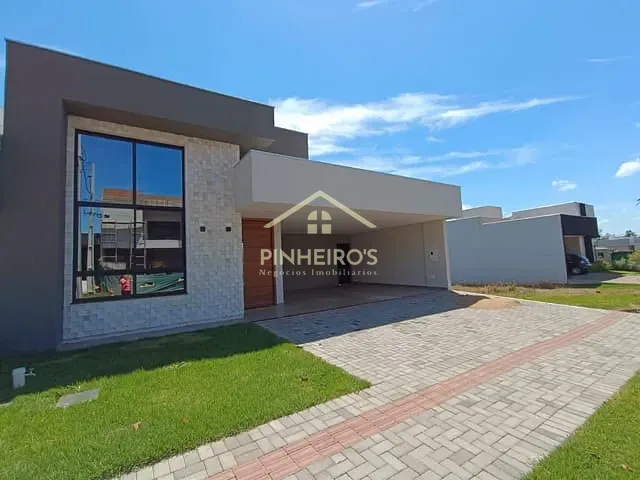 Casa com 336m² 3 quartos e 1 banheiro, à venda, no bairro Vila Salomé em Cambé