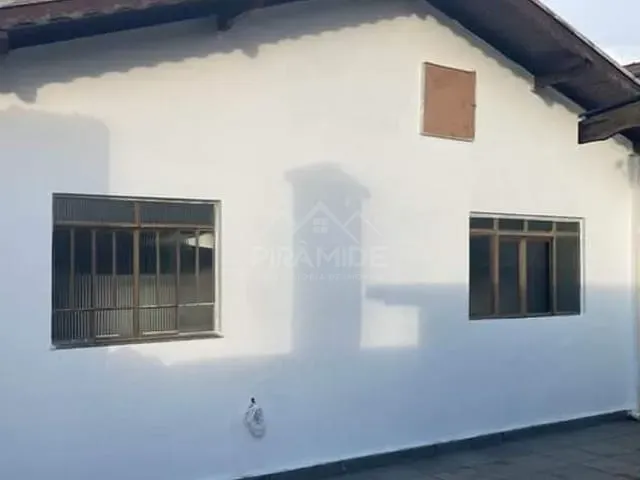 Casa com 163m² 2 quartos e 1 banheiro, à venda, no bairro Jardim Esperança em Poços de Caldas