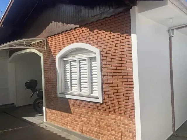 Casa com 163m² 2 quartos e 1 banheiro, à venda, no bairro Jardim Esperança em Poços de Caldas