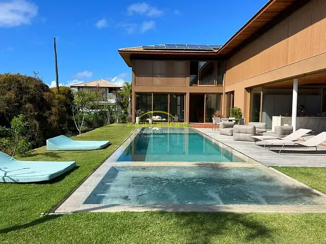 Casa com 544m² 6 quartos e 8 banheiros, à venda, no bairro Praia do Forte em Mata de São João