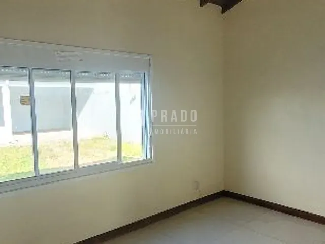 Casa com 360m² 2 quartos e 3 banheiros, à venda, no bairro Laranjal em Pelotas