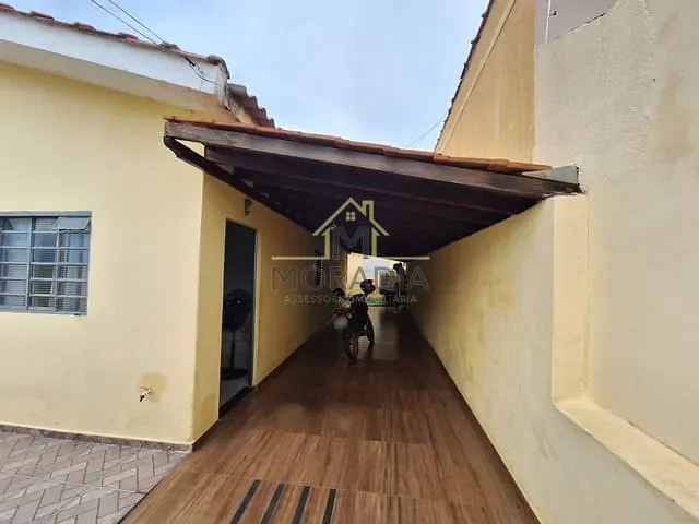Casa com 200m² 3 quartos e 1 banheiro, à venda, no bairro Parque dos Municípios I em Guaxupé