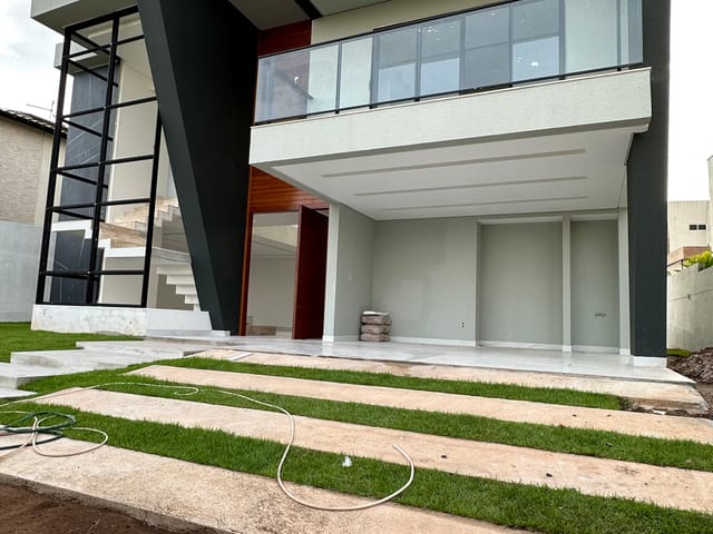 Foto do Casa - Casa à venda com 315m, 4 quartos sendo 4 suítes e 2 vagas no Cond. Alphaville Brennand, Várzea, Recife, PE | Tânia Macêdo Imóveis