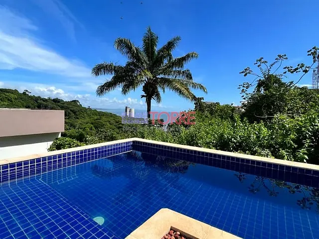 Casa com 420m² 4 quartos e 6 banheiros, à venda, no bairro Boa Vista em Ilhéus