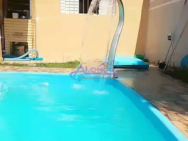 Casa com 250m² 2 quartos e 2 banheiros, à venda, no bairro Jardim Paraíso em Jacareí