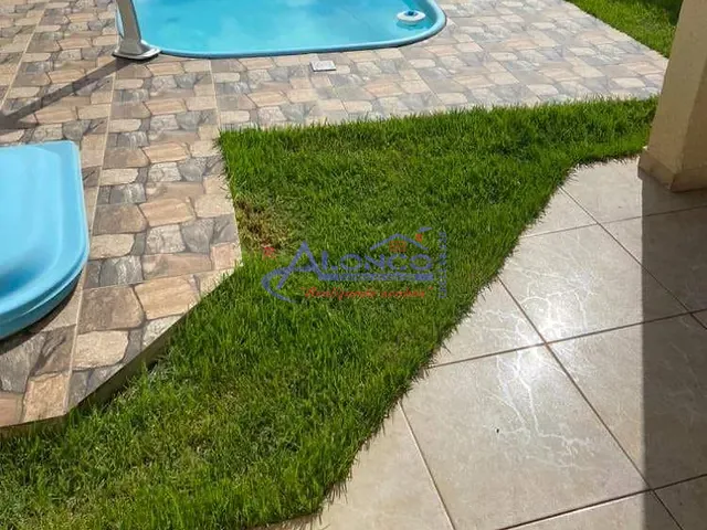 Casa com 250m² 2 quartos e 2 banheiros, à venda, no bairro Jardim Paraíso em Jacareí