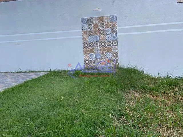 Casa com 250m² 2 quartos e 2 banheiros, à venda, no bairro Jardim Paraíso em Jacareí