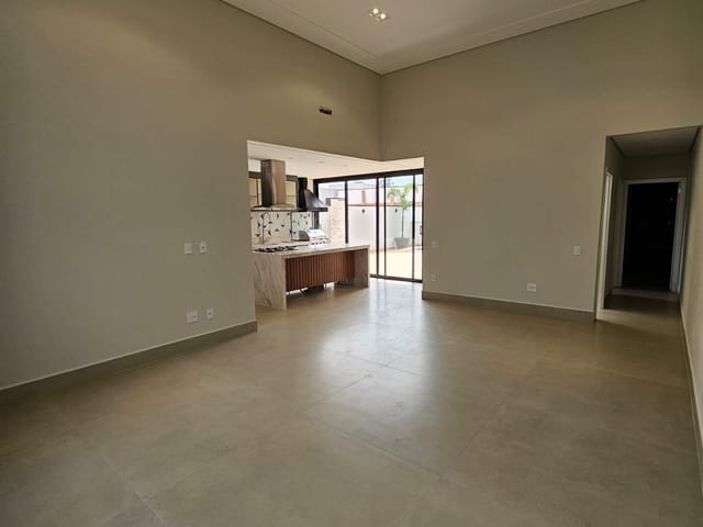Casa com 300m² 3 quartos e 4 banheiros, à venda, no bairro Caldeira em Indaiatuba