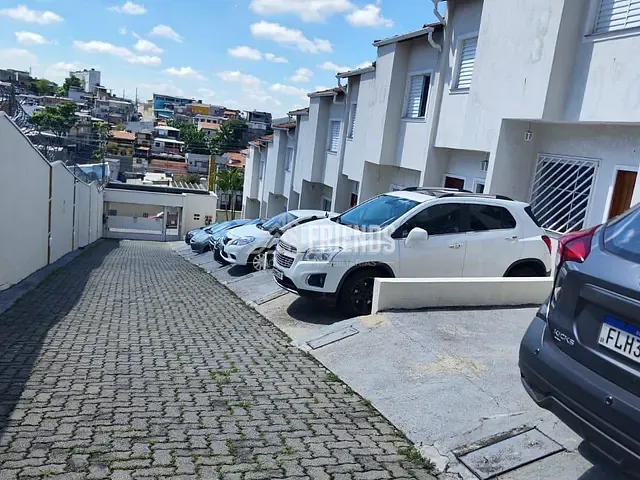Casa 2 quartos e 2 banheiros, à venda, no bairro Vila Araguaia em São Paulo