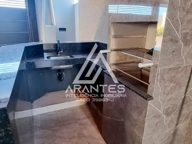Casa 2 quartos e 2 banheiros, à venda ou para alugar, no bairro Jardim dos Coqueiros em Barretos
