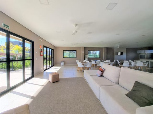 Casa com 200m² 3 quartos e 2 banheiros, à venda, no bairro Contorno em Ponta Grossa