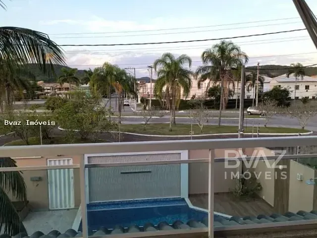 Casa com 450m² 4 quartos e 5 banheiros, à venda, no bairro Portinho em Cabo Frio