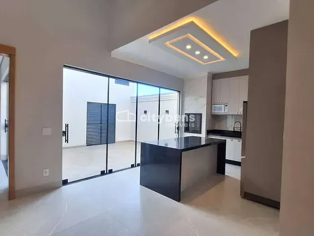 Casa 3 quartos e 4 banheiros, à venda, no bairro Ipanema em Araçatuba