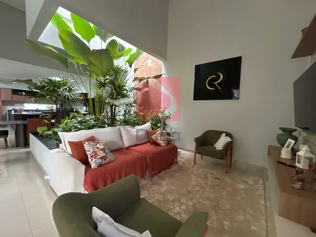 Casa 3 quartos e 2 banheiros, à venda, no bairro Jardim Quinta das Flores em Pirassununga