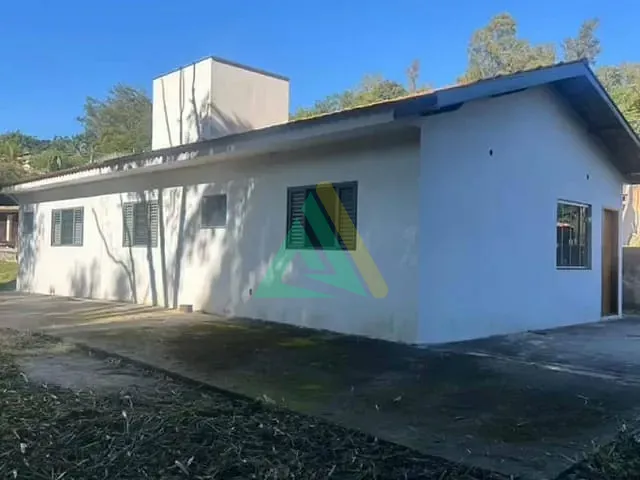 Casa com 1272m² 3 quartos e 2 banheiros, à venda, no bairro Francos em Águas de Lindóia