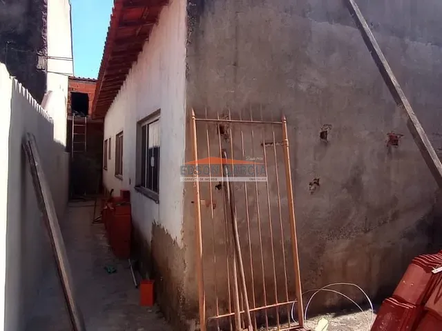 Casa 2 quartos e 1 banheiro, à venda, no bairro Parque São Bento em Sorocaba
