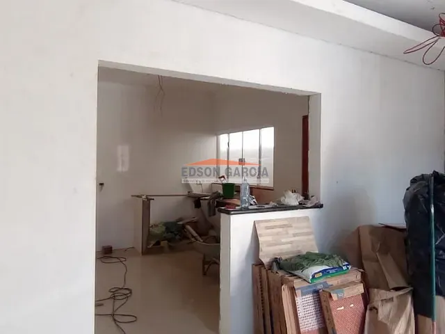 Casa 2 quartos e 1 banheiro, à venda, no bairro Parque São Bento em Sorocaba