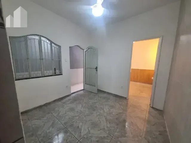 Casa com 60m² 1 quarto e 1 banheiro, para alugar, no bairro Maria da Luz em Nova Iguaçu