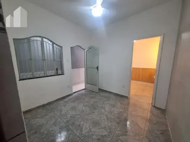Casa com 60m² 1 quarto e 1 banheiro, para alugar, no bairro Maria da Luz em Nova Iguaçu