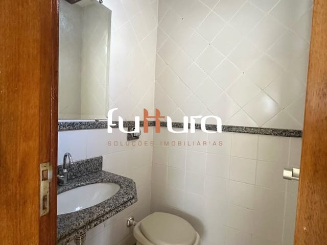 Casa com 434m² 4 quartos e 4 banheiros, à venda, no bairro Jardim Florença em Goiânia