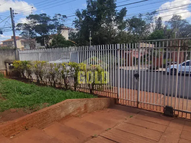 Casa com 402m², à venda, no bairro Lago Parque em Londrina