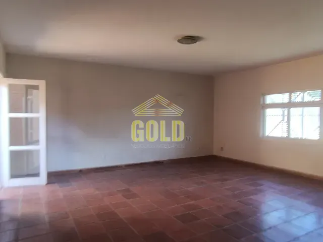Casa com 402m², à venda, no bairro Lago Parque em Londrina