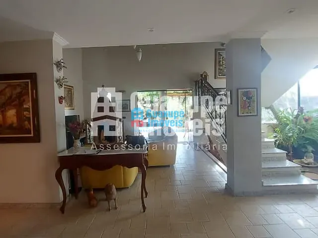 Casa com 510m² 3 quartos e 3 banheiros, à venda, no bairro Residencial Alto da Colina em Guaxupé