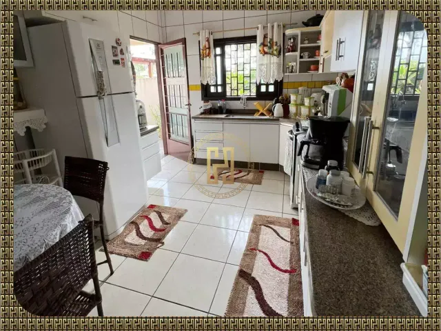 Casa 2 quartos e 2 banheiros, à venda, no bairro Jardim das Orquideas em Nova Mutum