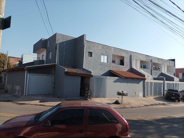 Foto do Casa - Conjunto de 10 casas geminadas: 5 de 1 dormitório e 5 de 2 dormitórios. Imóvel para investimento! | Hermes Imóveis