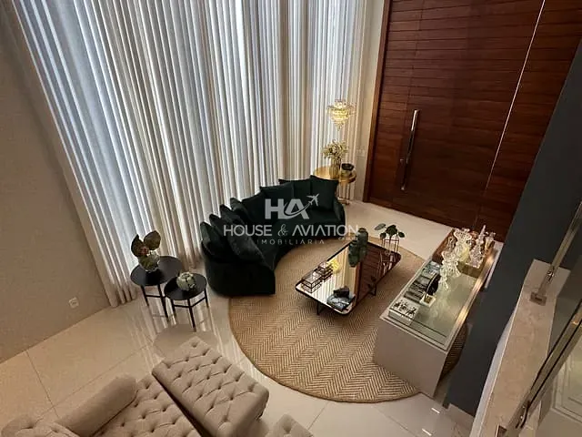 Casa com 1400m² 4 quartos e 7 banheiros, à venda, no bairro Residencial Aldeia do Vale em Goiânia