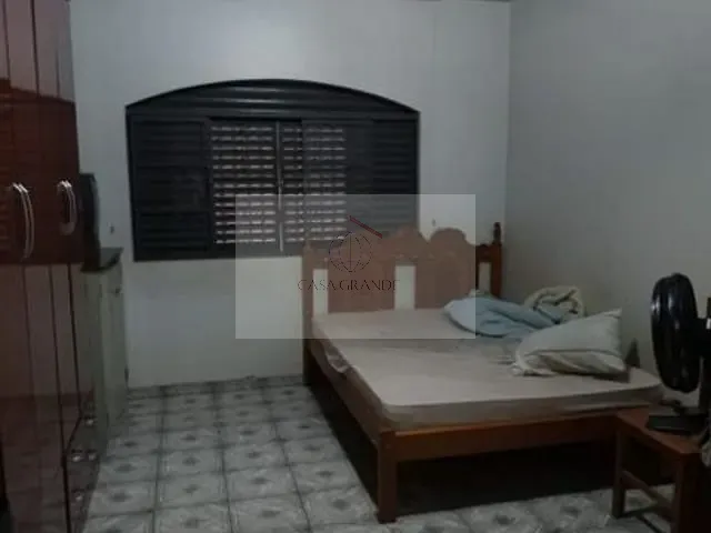 Casa com 450m², à venda, no bairro Vila Oliveira em Rolândia