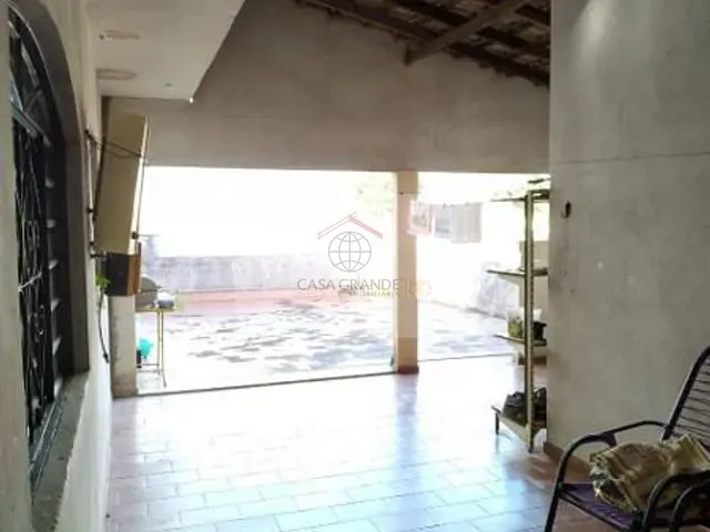 Casa com 450m², à venda, no bairro Vila Oliveira em Rolândia