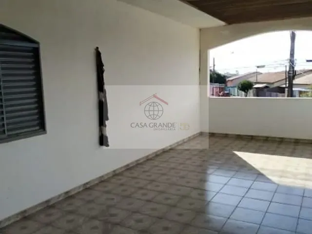 Casa com 450m², à venda, no bairro Vila Oliveira em Rolândia