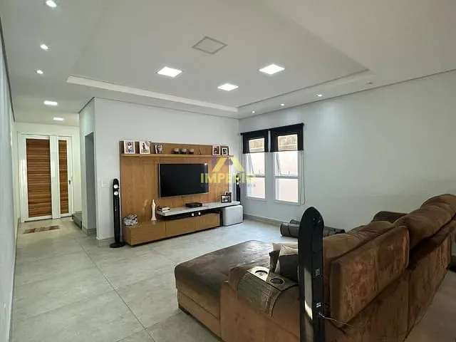 Casa com 309m² 3 quartos e 4 banheiros, à venda, no bairro Residencial Central Parque em Salto