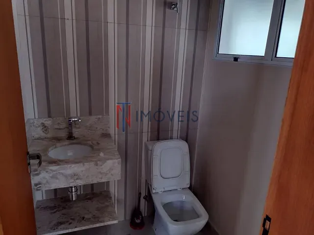 Casa com 300m² 3 quartos e 3 banheiros, à venda, no bairro Condomínio Terras de Atibaia I em Atibaia