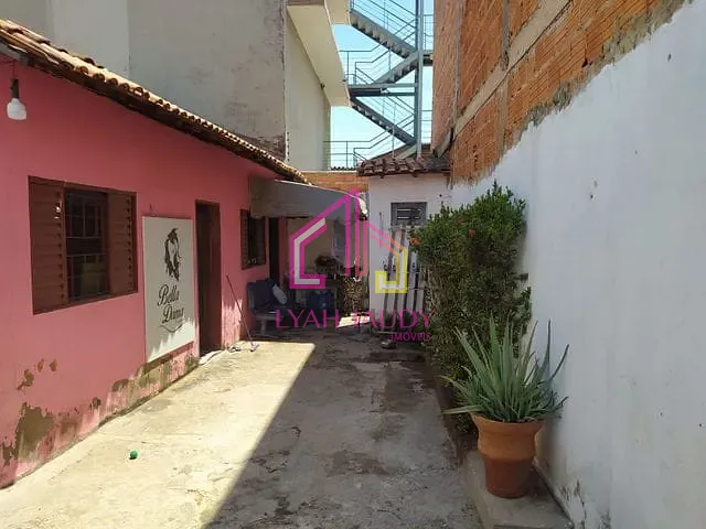Casa com 180m² 2 quartos e 2 banheiros, à venda, no bairro Renascer em Cuiabá