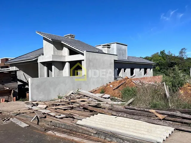 Casa com 180m² 3 quartos e 1 banheiro, à venda, no bairro São Cristóvão em Concórdia