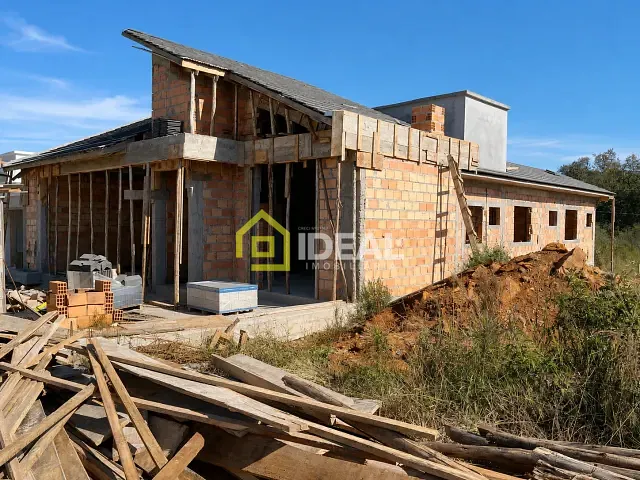 Casa com 180m² 3 quartos e 1 banheiro, à venda, no bairro São Cristóvão em Concórdia