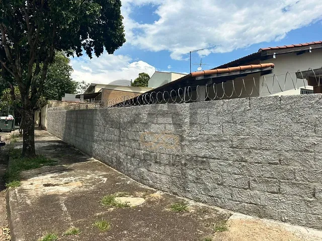 Casa com 262m² 2 quartos e 1 banheiro, à venda, no bairro Nova Jaguariúna em Jaguariúna
