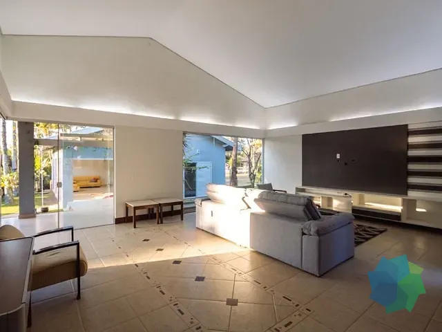 Casa com 2500m² 5 quartos e 5 banheiros, à venda, no bairro Vale das Laranjeiras em Indaiatuba