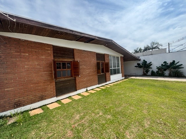 Casa 4 quartos e 2 banheiros, para alugar, no bairro Vila Maria Luiza em Jundiaí