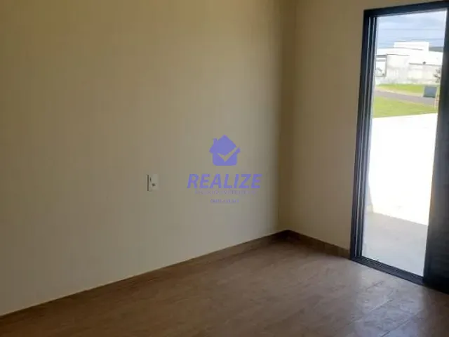 Casa com 250m² 4 quartos e 1 banheiro, à venda, no bairro Jardim Santa Monica em Botucatu